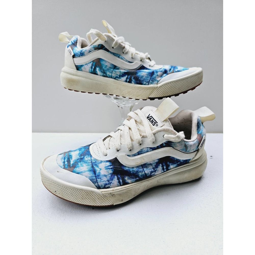 Vans Women 5 Blue color Good Shape